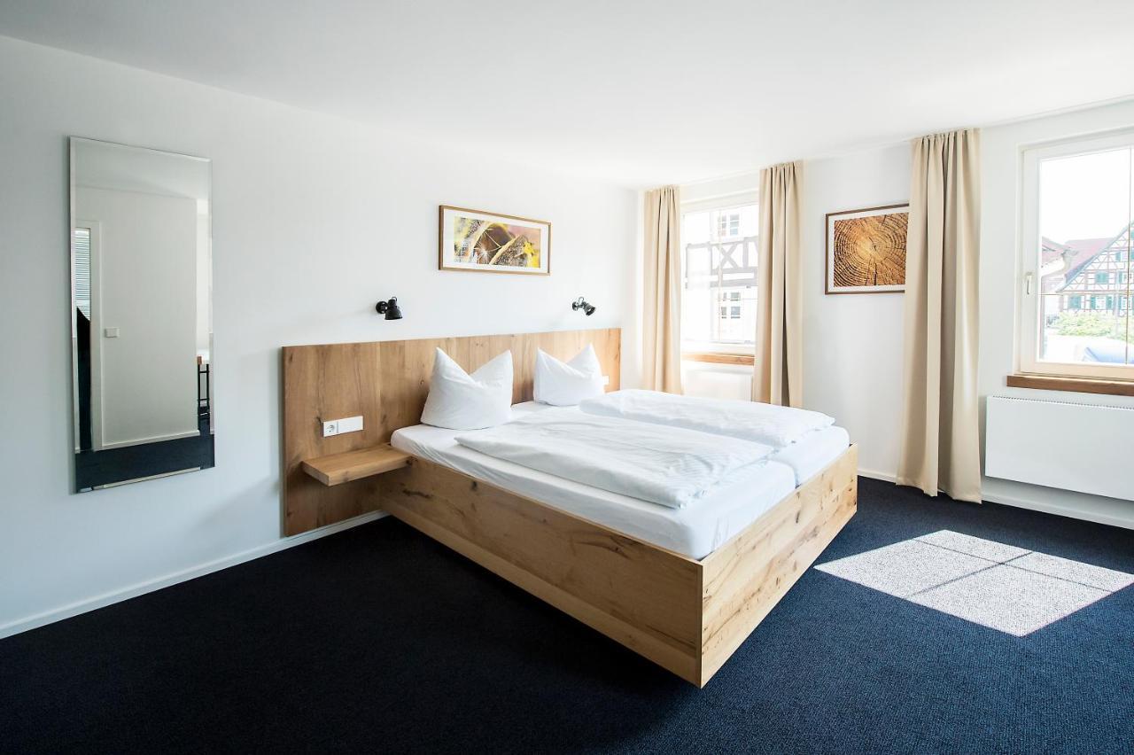 Stadthotel Waldhorn Кірхгайм-унтер-Тек Екстер'єр фото